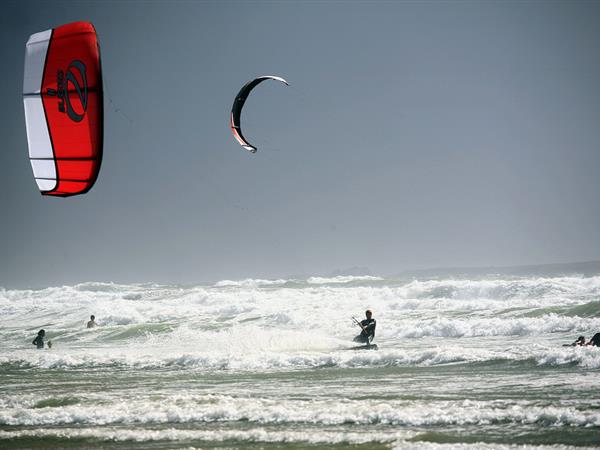 Plages et sports nautiques au camping 3 étoiles Le cadran Solaire à Sarzeau, camping bord de mer Presqu'île de Rhuys, Vannes, Golfe de Morbihan en Bretagne Sud